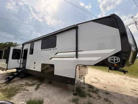 Unknown 2027 Forest River IMPRESSION 360MYR for sale in Gulfport, MS