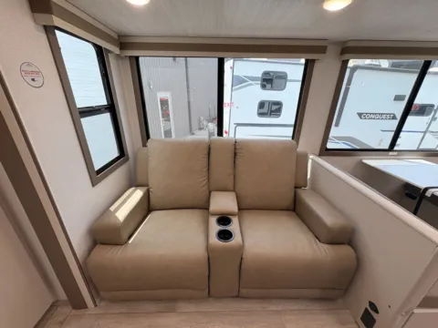 More photos of 2027 East To West ALTA 2600KRB at County Line Campers, MS