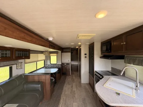Photos of 2019 HEARTLAND MALLARD for sale in Gulfport, MS at County Line Campers
