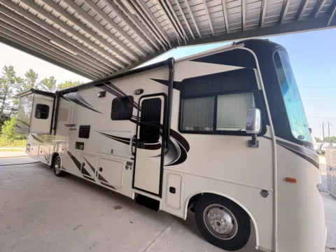 Photos of 2018 JAYCO PRECEPT 33U for sale in Gulfport, MS at County Line Campers