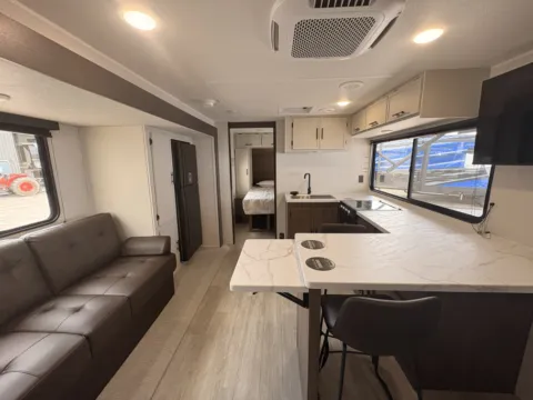 Photos of 2027 Forest River AVENGER 25MKO for sale in Gulfport, MS at County Line Campers