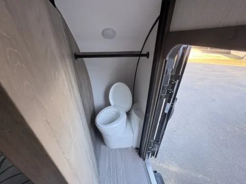 More photos of 2027 Sunset Park RV SUNRAY 119 at County Line Campers, MS