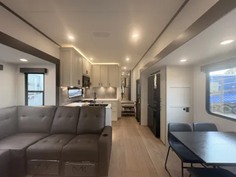 Photos of 2027 FOREST RIVER CRUSADER 2SUITE for sale in Gulfport, MS at County Line Campers