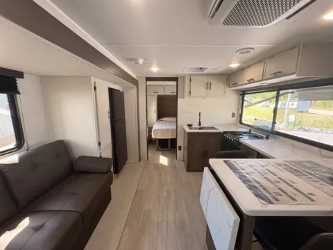 Photos of 2027 Forest River AVENGER 25MKO for sale in Gulfport, MS at County Line Campers