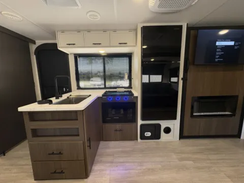 More photos of 2027 Forest River AVENGER 26DBS at County Line Campers, MS