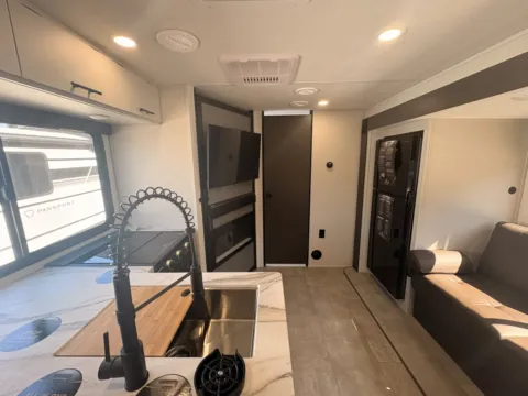 Photos of 2027 Forest River TRACER 195RB for sale in Gulfport, MS at County Line Campers