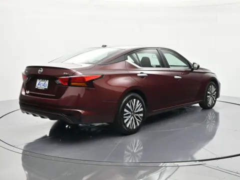 More photos of 2024 Nissan Altima 2.5 SV at Beck Nissan, FL