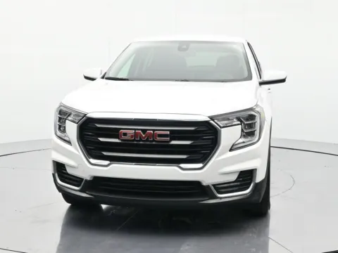 Photos of 2024 GMC Terrain SLE for sale in Palatka, FL at Beck Nissan