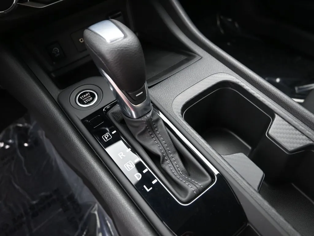 2025 Nissan Sentra S - Photo 17
