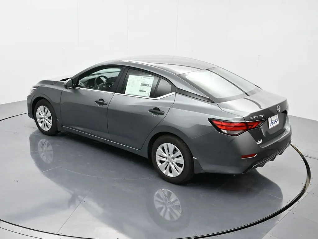 2025 Nissan Sentra S - Photo 31