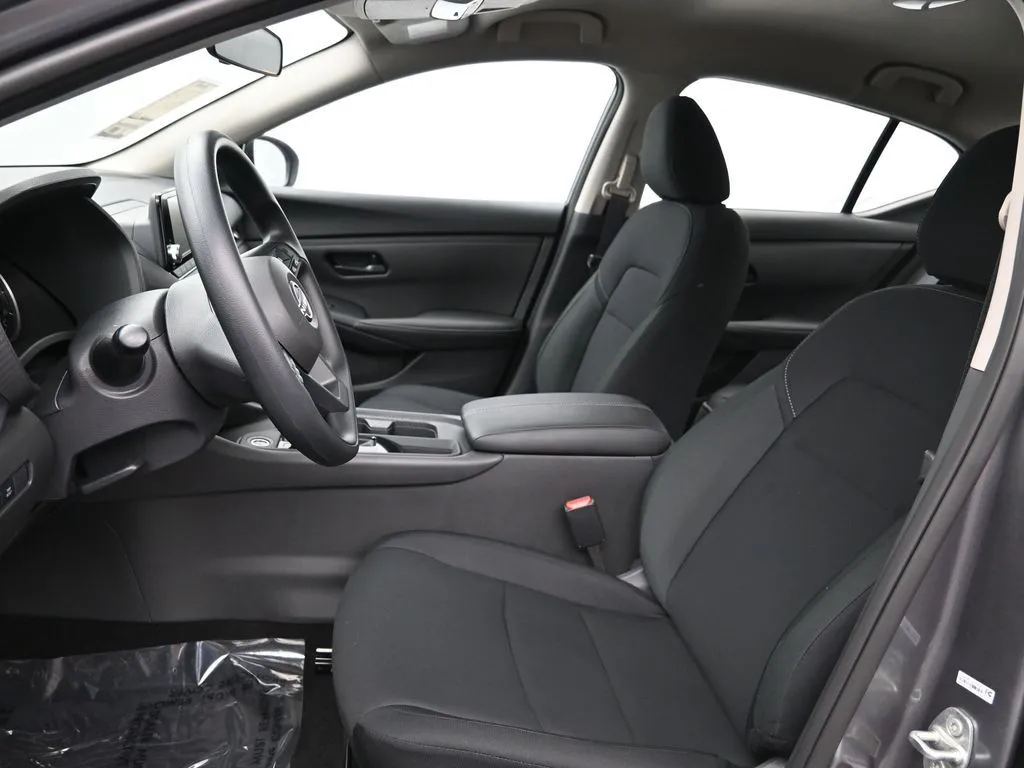 2025 Nissan Sentra S - Photo 10