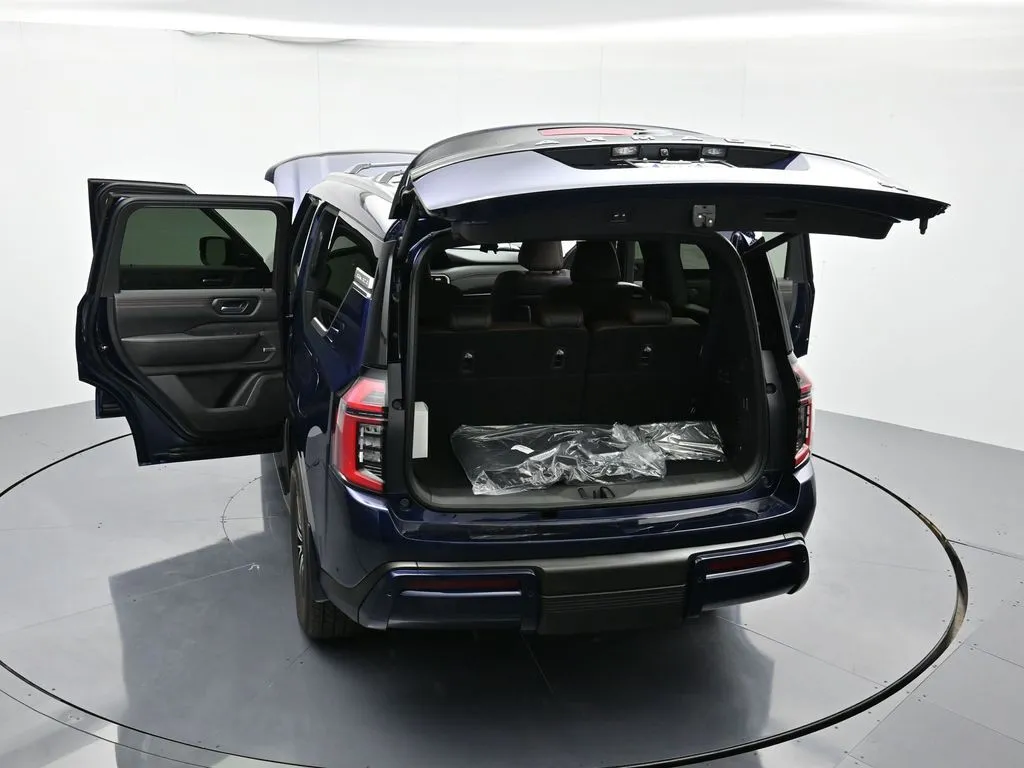 2025 Nissan Armada SL - Photo 47