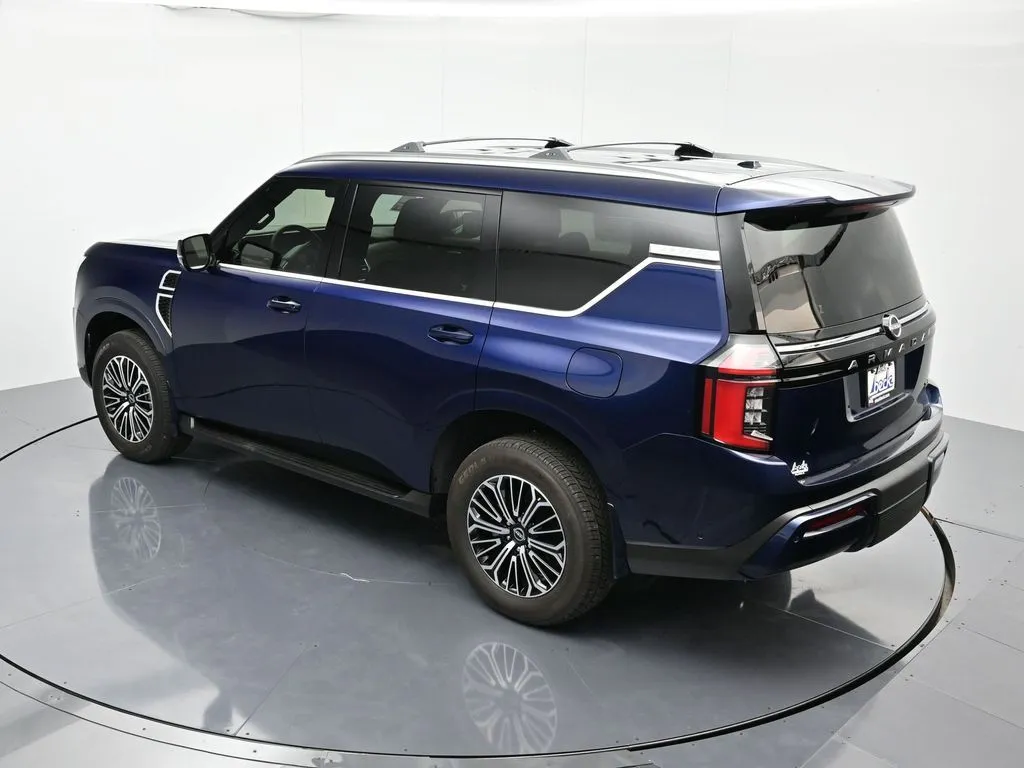 2025 Nissan Armada SL - Photo 36