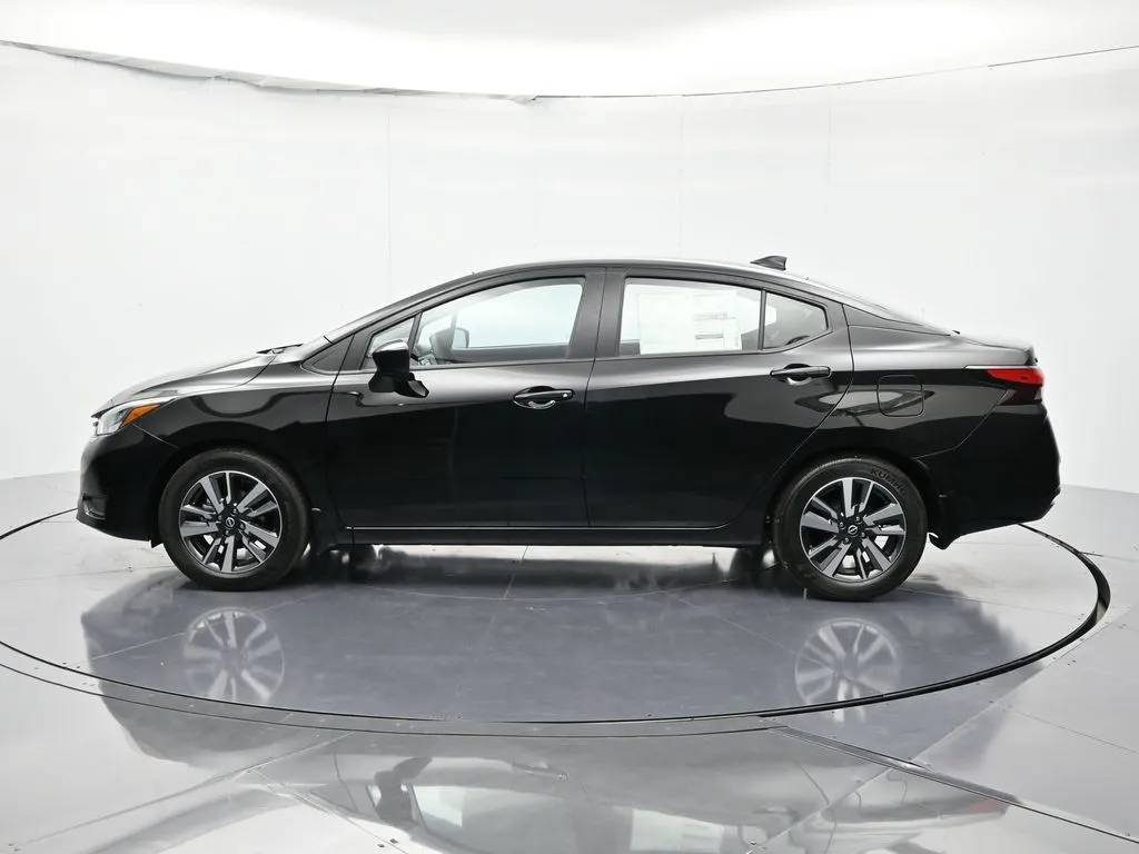 2025 Nissan Versa Sedan SV - Photo 8