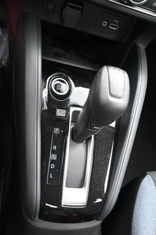 2025 Nissan Versa Sedan SV - Photo 16