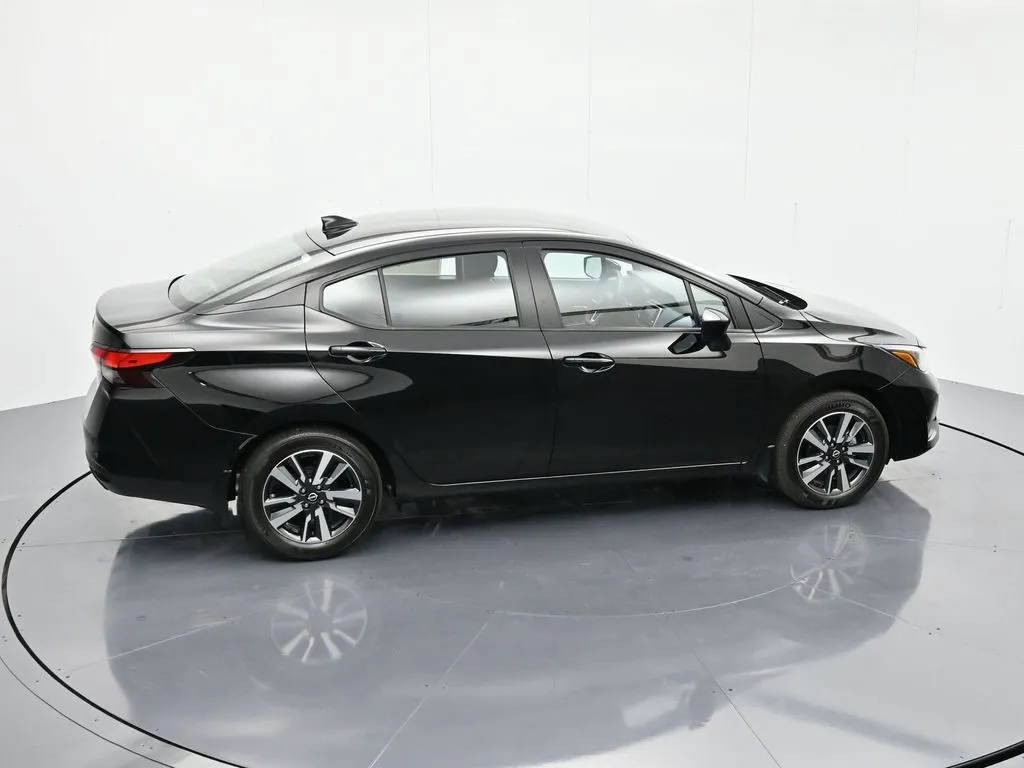 2025 Nissan Versa Sedan SV - Photo 37