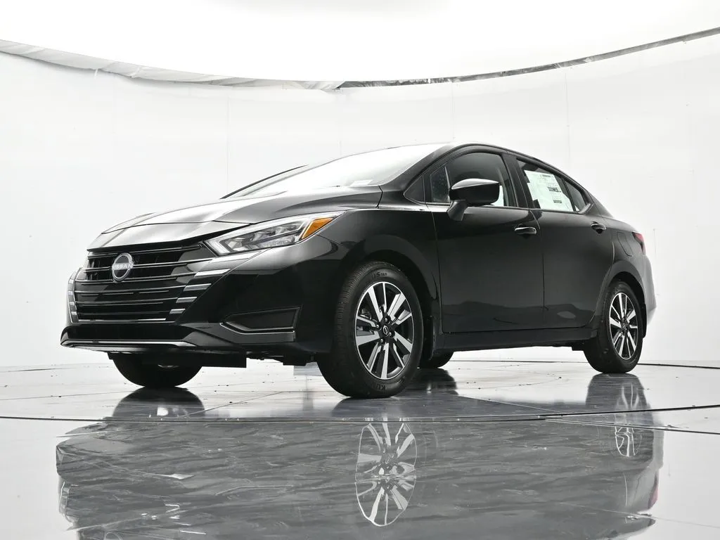 2025 Nissan Versa Sedan SV - Photo 42