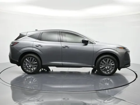 More photos of 2026 Nissan Murano SL at Beck Nissan, FL