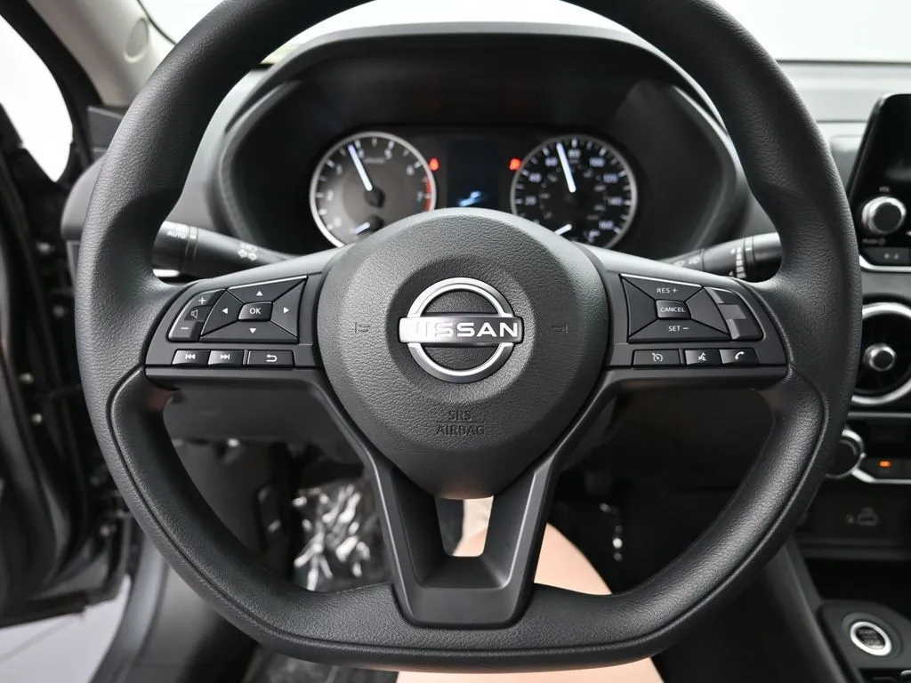 2025 Nissan Sentra S - Photo 15