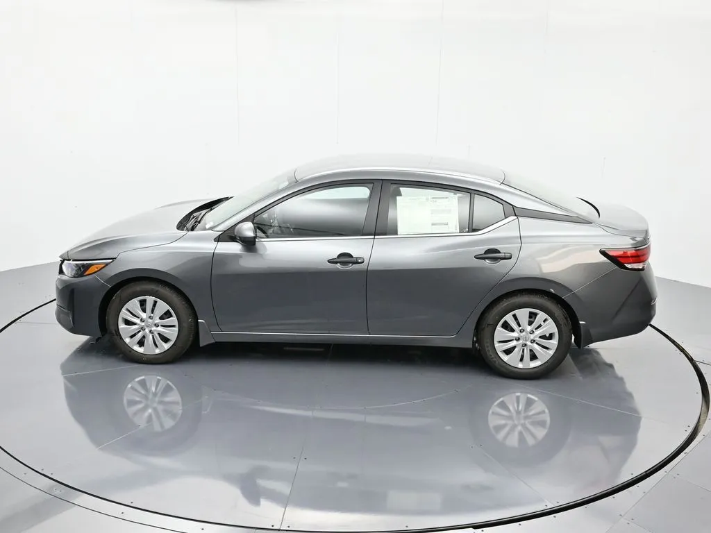 2025 Nissan Sentra S - Photo 36