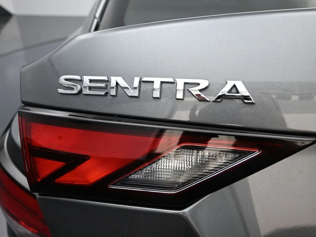 2025 Nissan Sentra S - Photo 24