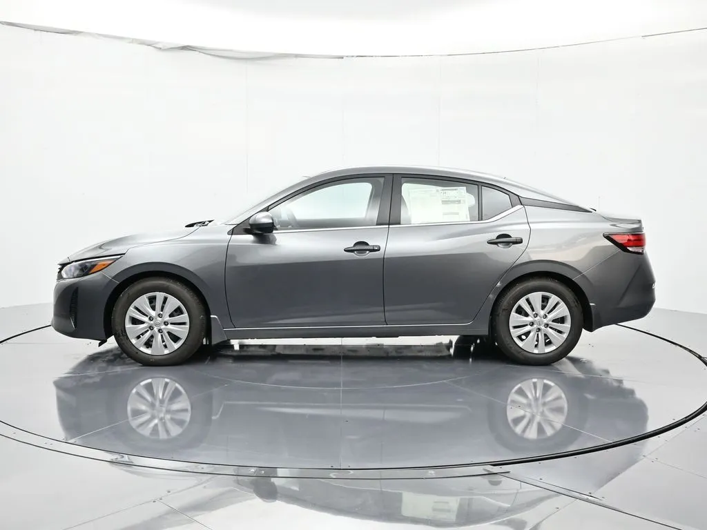 2025 Nissan Sentra S - Photo 8