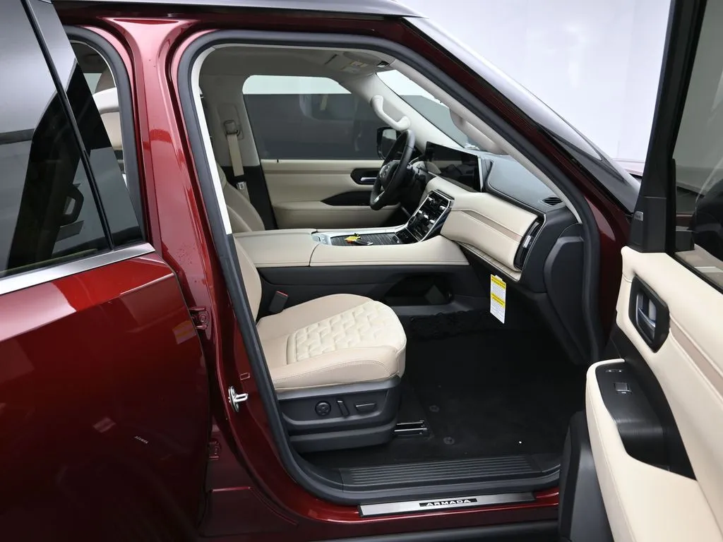 2025 Nissan Armada Platinum - Photo 28