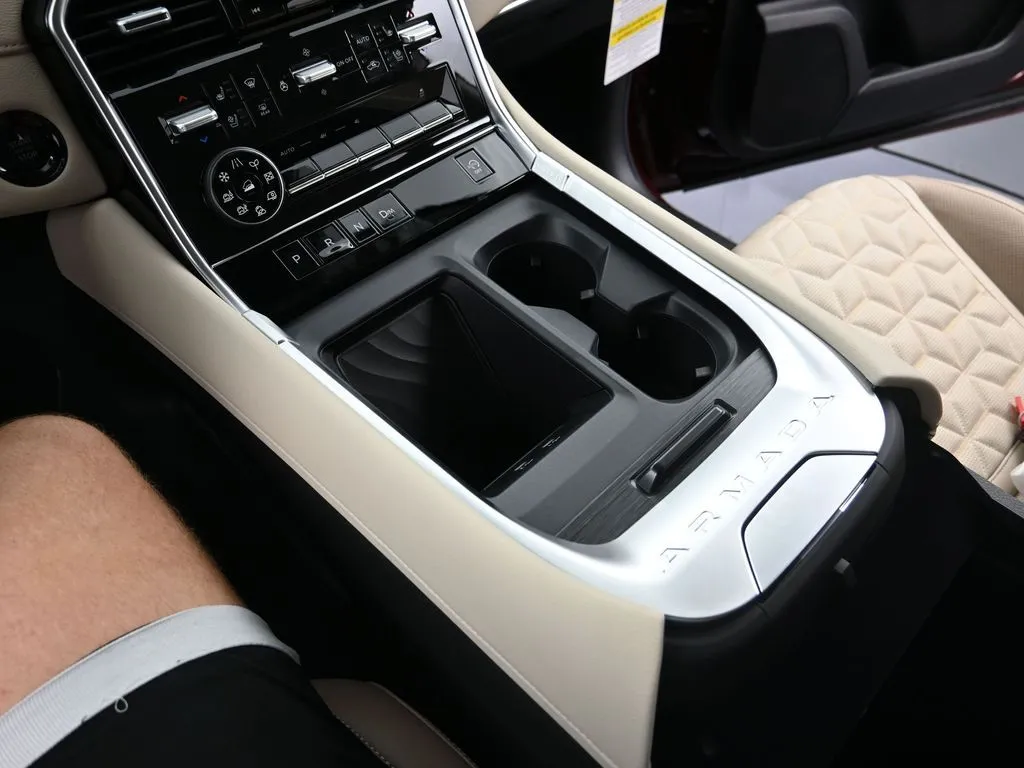 2025 Nissan Armada Platinum - Photo 29