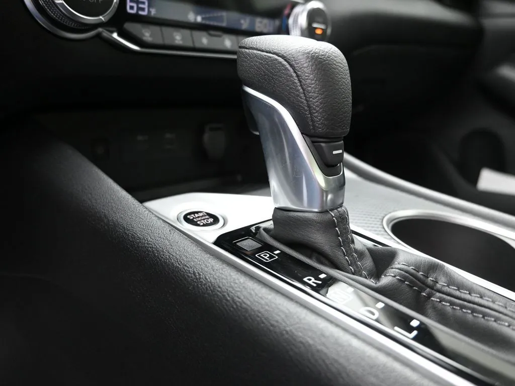 2025 Nissan Altima SV - Photo 19