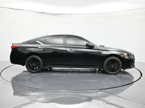 More photos of 2025 Nissan Altima 2.5 SV at Beck Nissan, FL