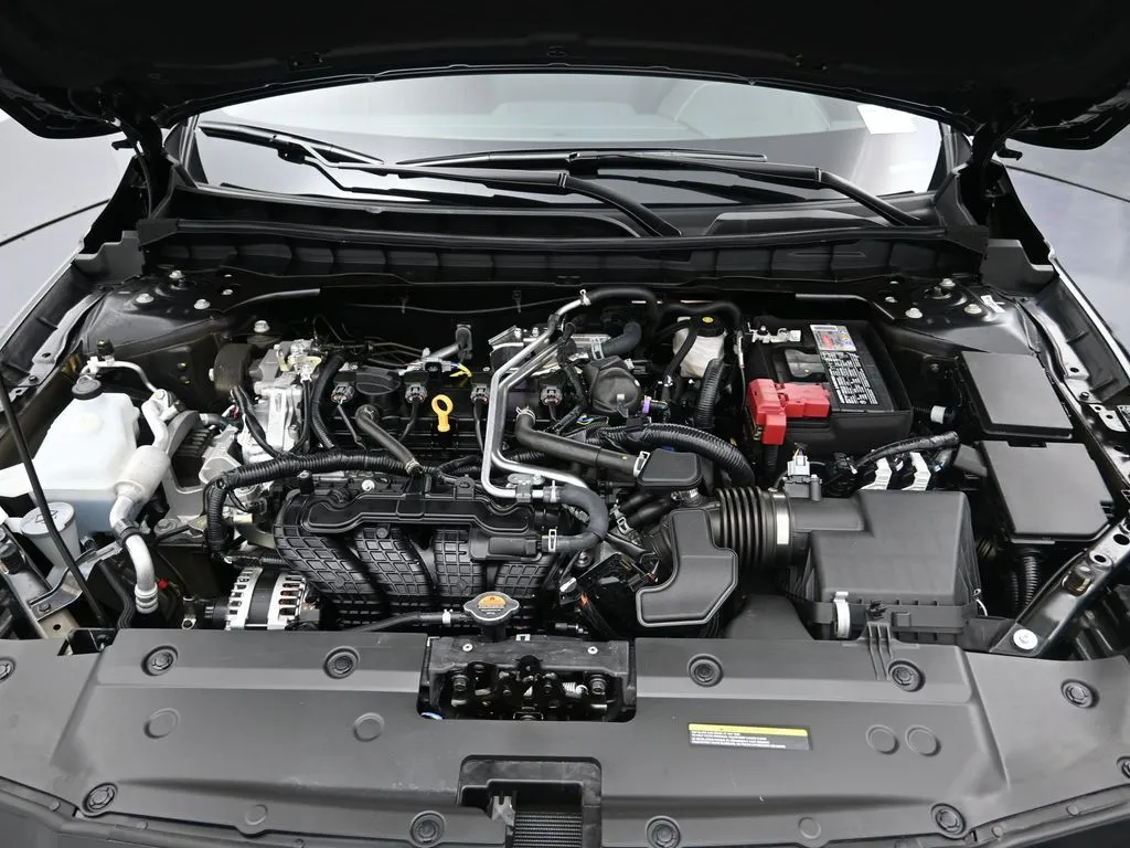 2025 Nissan Altima SV - Photo 27