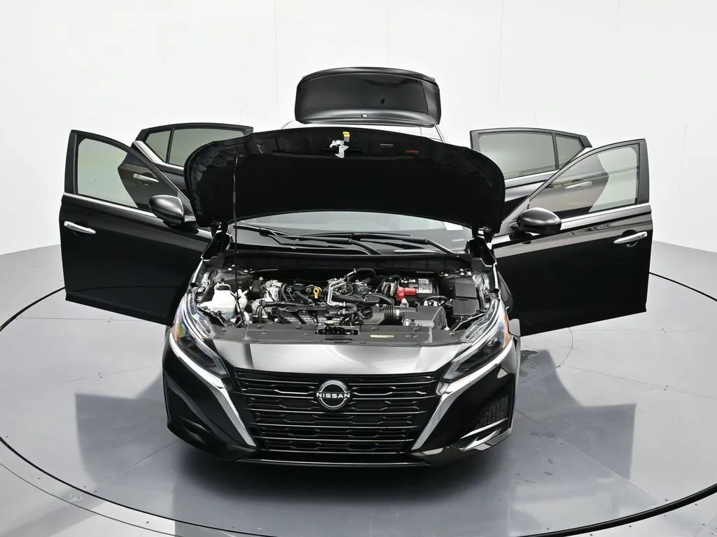 2025 Nissan Altima SV - Photo 45