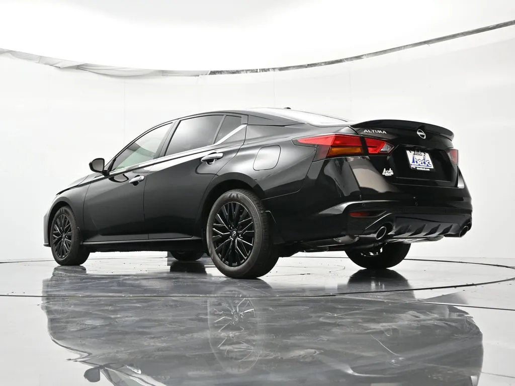 2025 Nissan Altima SV - Photo 43
