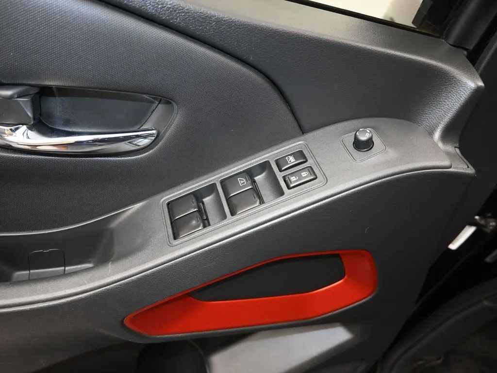 2023 Nissan Frontier PRO-X - Photo 11