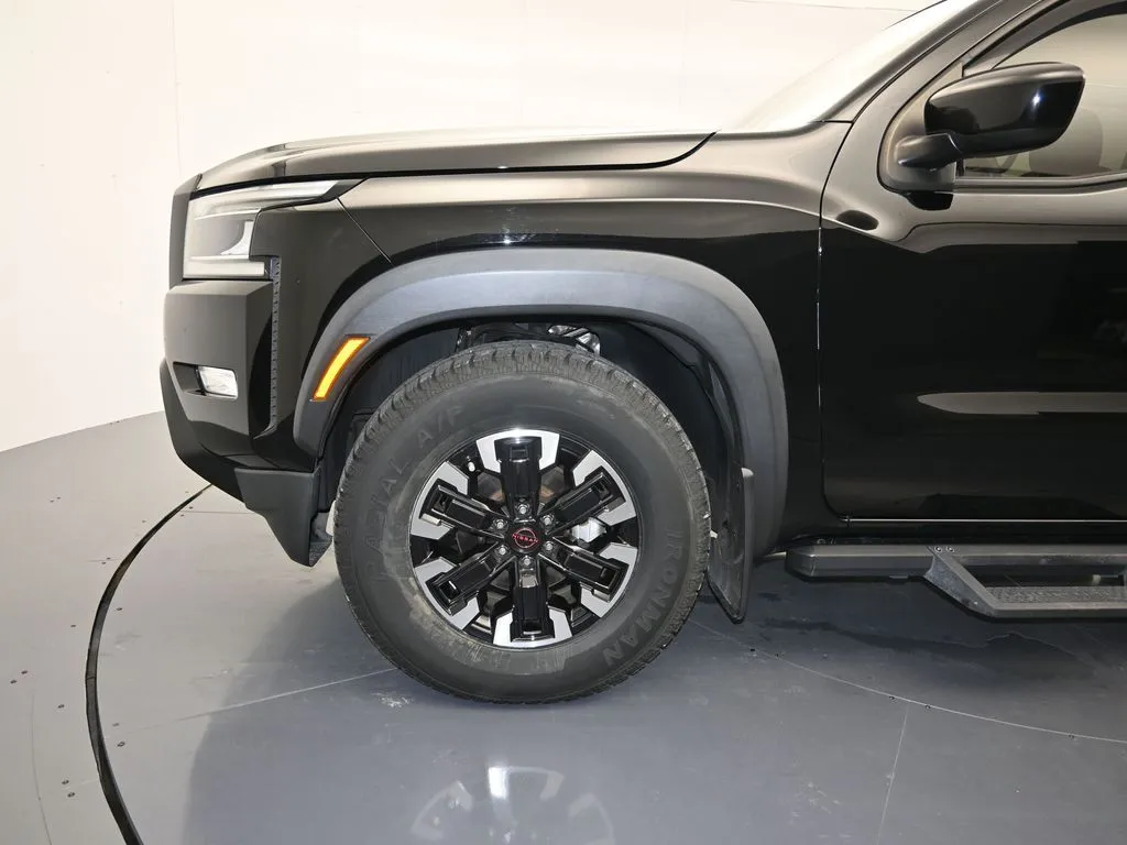 2023 Nissan Frontier PRO-X - Photo 9