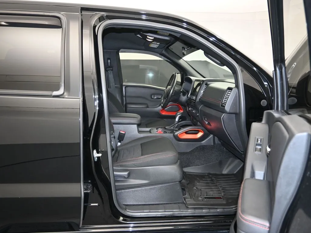 2023 Nissan Frontier PRO-X - Photo 26