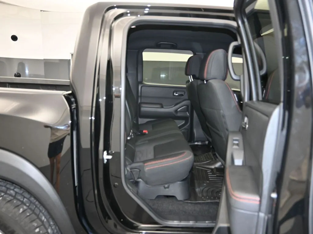 2023 Nissan Frontier PRO-X - Photo 25