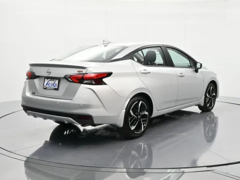 More photos of 2025 Nissan Versa 1.6 SR at Beck Nissan, FL