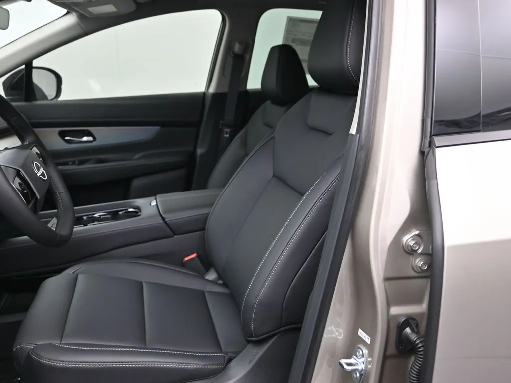 2026 Nissan Murano SL - Photo 13