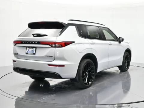 More photos of 2026 Nissan Rogue Plug-In Hybrid Platinum at Beck Nissan, FL