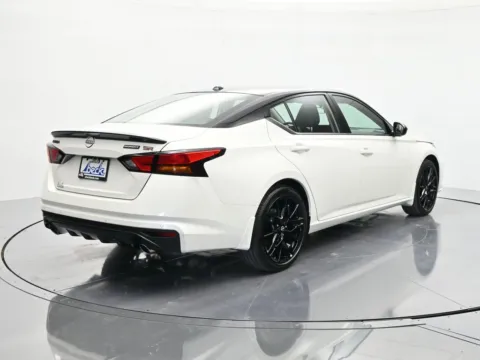 More photos of 2026 Nissan Altima 2.5 SR at Beck Nissan, FL