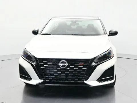 Photos of 2026 Nissan Altima 2.5 SR for sale in Palatka, FL at Beck Nissan