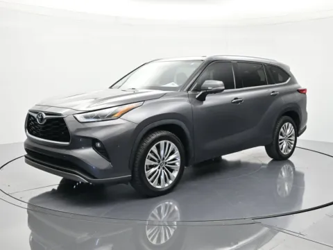 Gray 2023 Toyota Highlander Platinum for sale in Palatka, FL