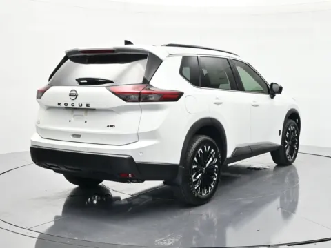 More photos of 2026 Nissan Rogue Dark Armor at Beck Nissan, FL