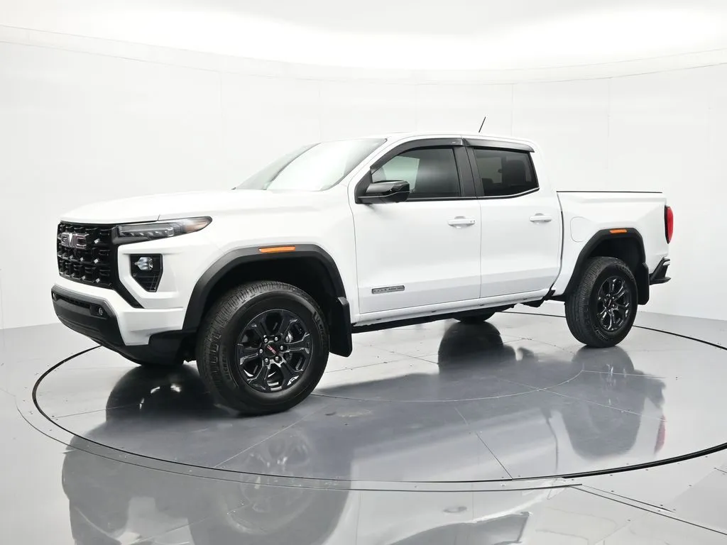 White 2025 GMC Canyon Elevation for sale in Palatka, FL