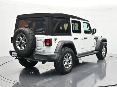 More photos of 2020 Jeep Wrangler Unlimited Sport at Beck Nissan, FL