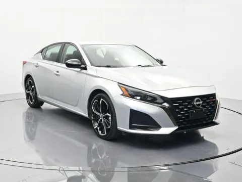 Another view of 2024 Nissan Altima 2.5 SR for sale in Palatka, FL at Beck Nissan