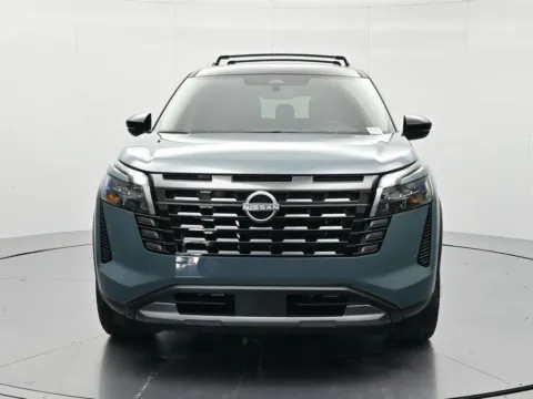 Photos of 2026 Nissan Pathfinder Platinum for sale in Palatka, FL at Beck Nissan