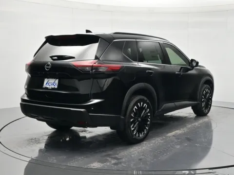 More photos of 2026 Nissan Rogue Dark Armor at Beck Nissan, FL