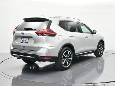 More photos of 2019 Nissan Rogue SL at Beck Nissan, FL